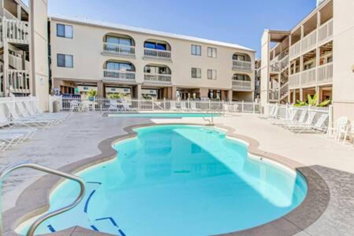 2 Pools-Smart Tvs-Bbq-10Mins To Hangout-Balcony Gulf Shores Exterior photo
